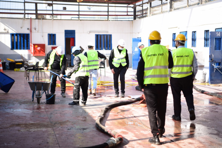 העבודות בכלא גלבוע