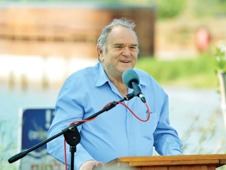 יו''ר קק''ל אברהם דובדבני