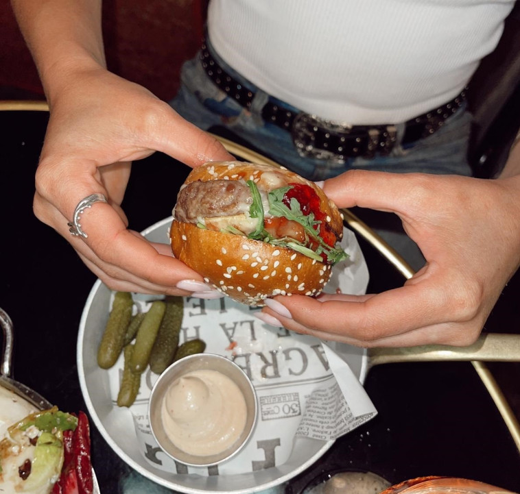 תפריט משלוחים של הפסאדה