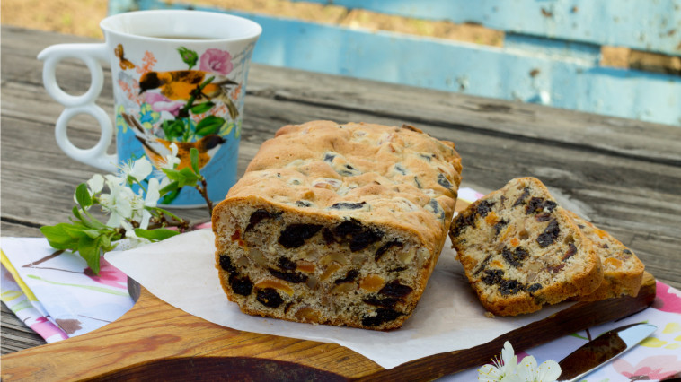 עוגת פירות יבשים של חלי ממן