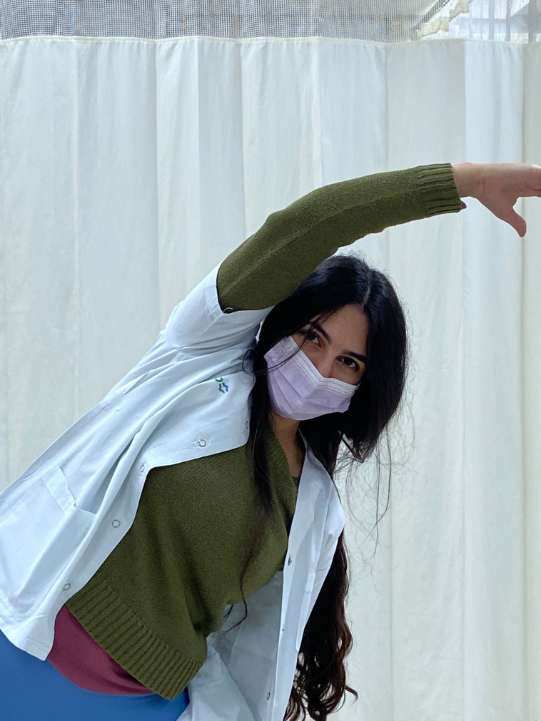 כן, צריך גם לעמוד. וזה פשוט וקל