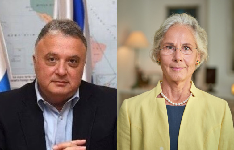 סוזנה ואזום־ריינר, ג'רמי יששכרוף