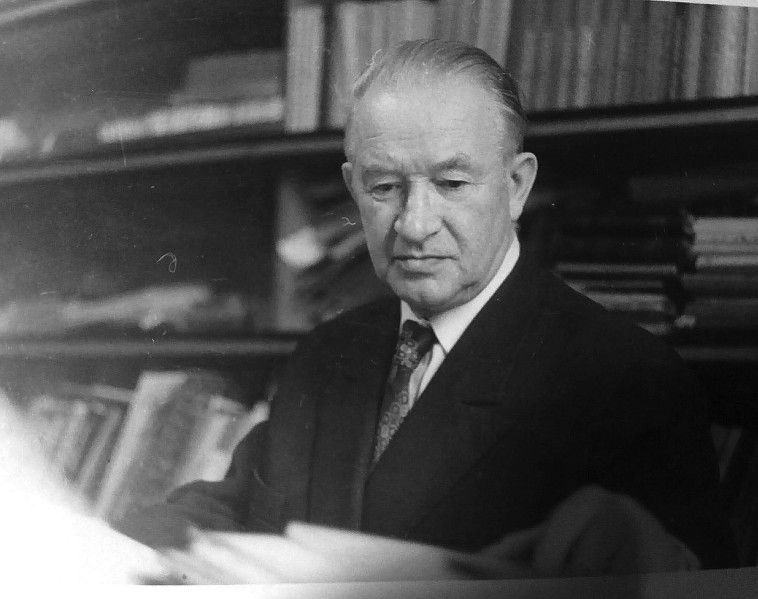 היורש של הבריגדה, אנטנס אולפיס