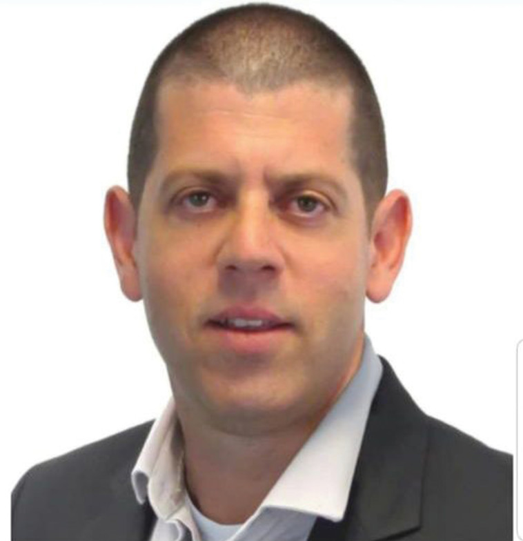 יהודה אינדיג, מנהל ההשקעות פנסיה וגמל הפניקס 