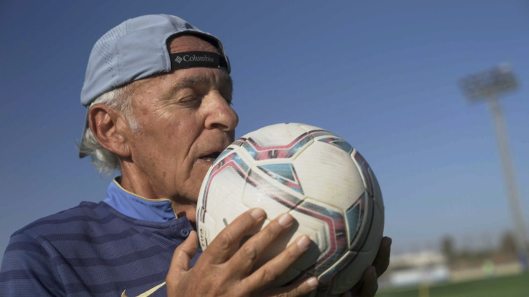 מתוך הסרט ''נקודת מפנה'', HOT8