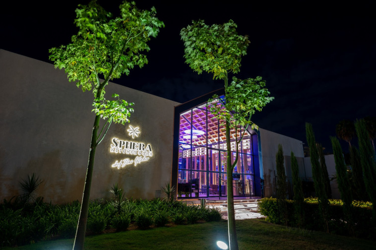 החוויה הקולינרית מתחילה כבר במדרגות הכניסה