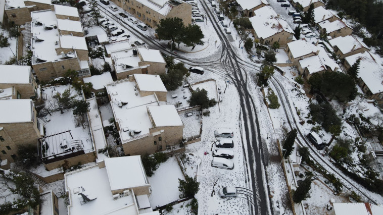 ירושלים נצבעה בלבן