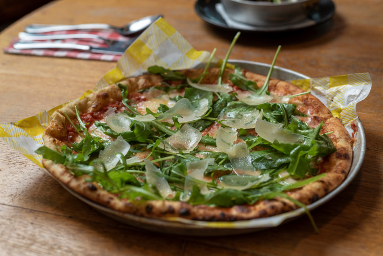 הפיצות של ג'ויה