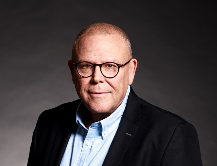 ארנון בר דוד