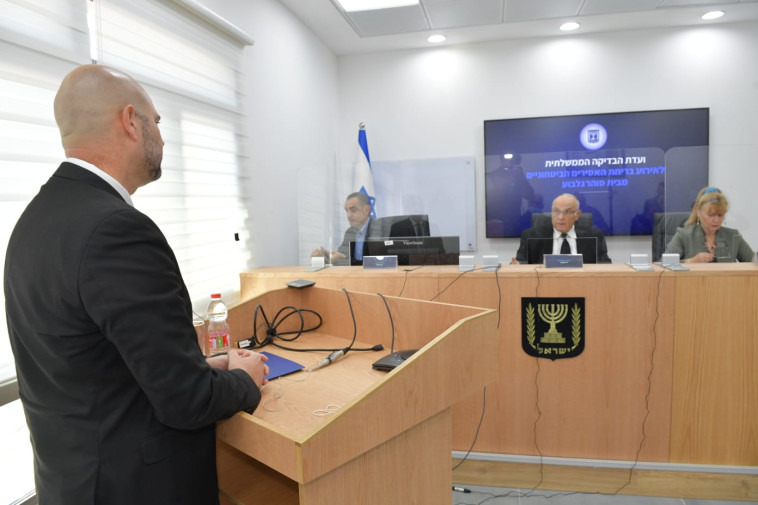 אמיר אוחנה מעיד בפני ועדת החקירה לבריחת האסירים מכלא גלבוע