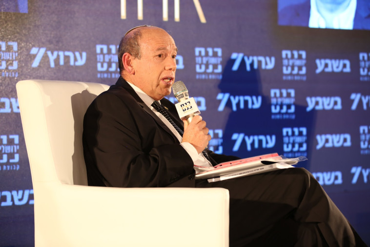 מבקר המדינה, מתניהו אנגלמן