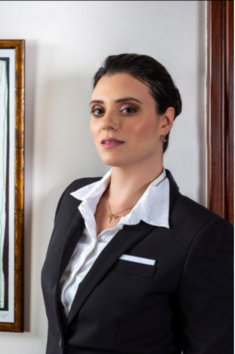 עו''ד רינת גלעד פרל 