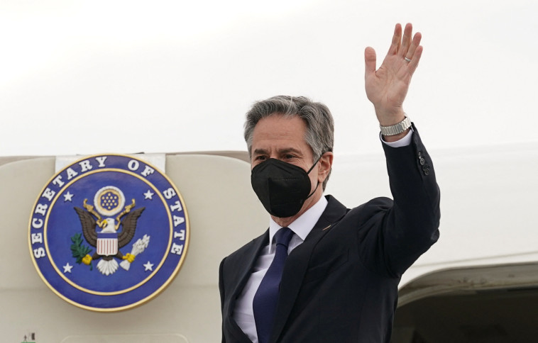 בלינקן עם הגעתו לביקור באיי פיג'י. צילום: REUTERS/Kevin Lamarque/Pool