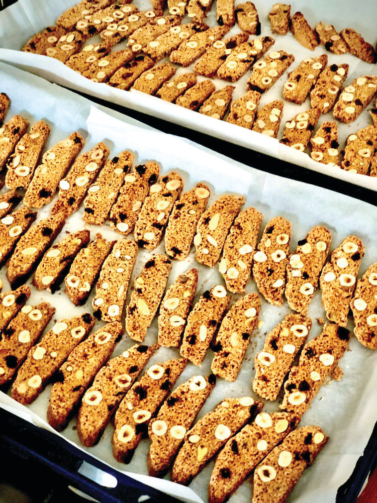 ביסקוטי אגוזים