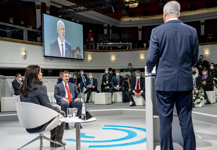 בני גנץ בוועידת הביטחון במינכן