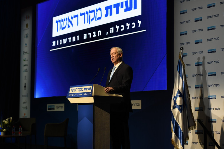 שר הביטחון בני גנץ