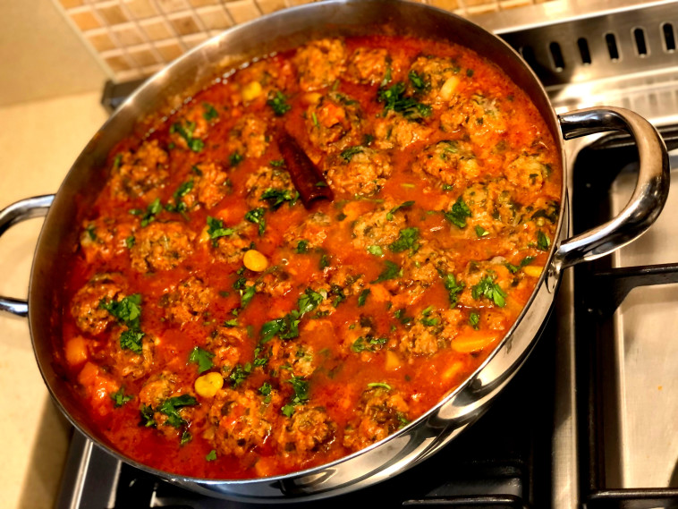 קדירת כדורי בשר