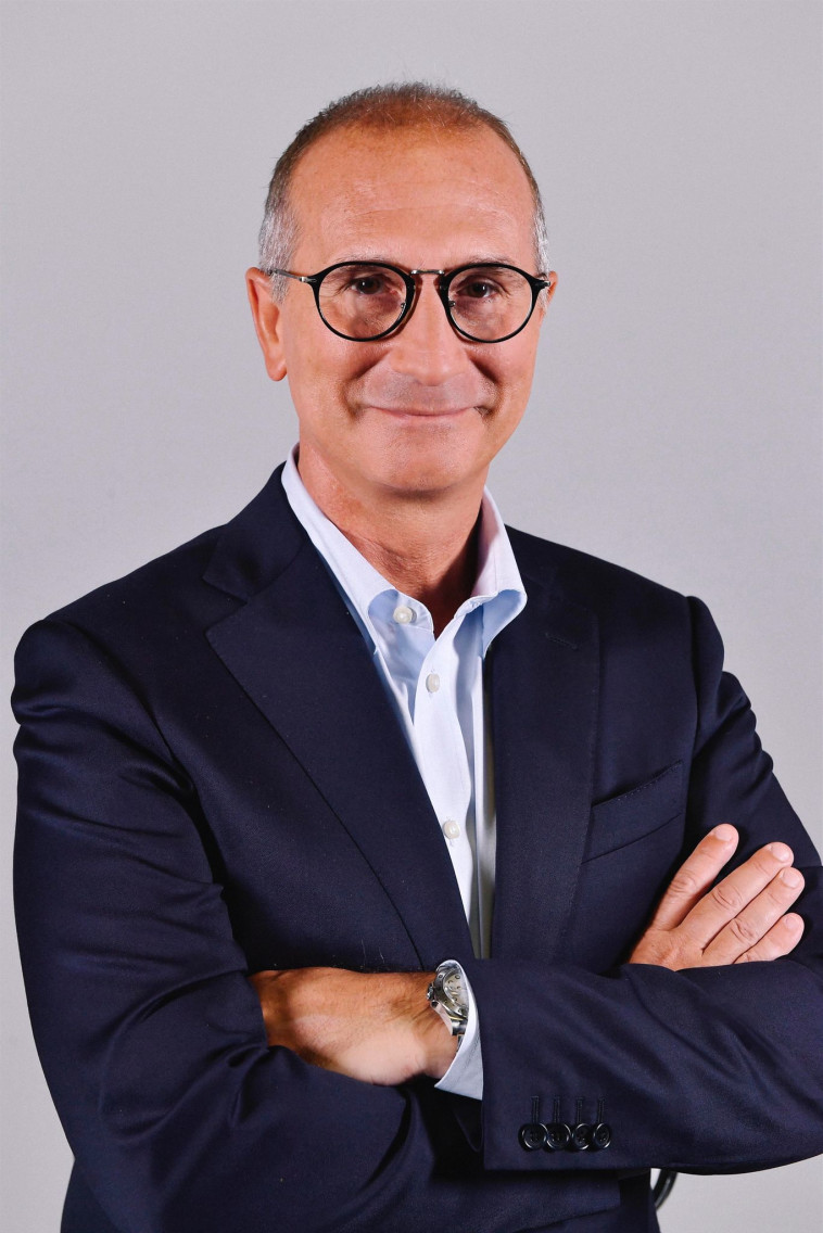 לואיז פלה פרננדז-וילקנס, נשיא ומנכ''ל אנג'ליני ביוטי ס.פ.א.  ''אני מאד גאה בהסכם, שמשלי