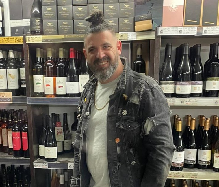 אביתר סדן, שר המשקאות