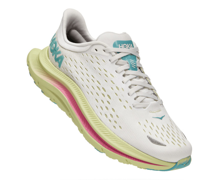 נעלי ריצה של HOKA