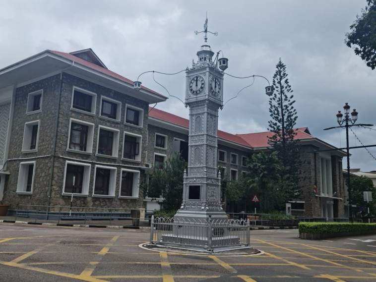 הביג בן של ויקטוריה, סיישל 