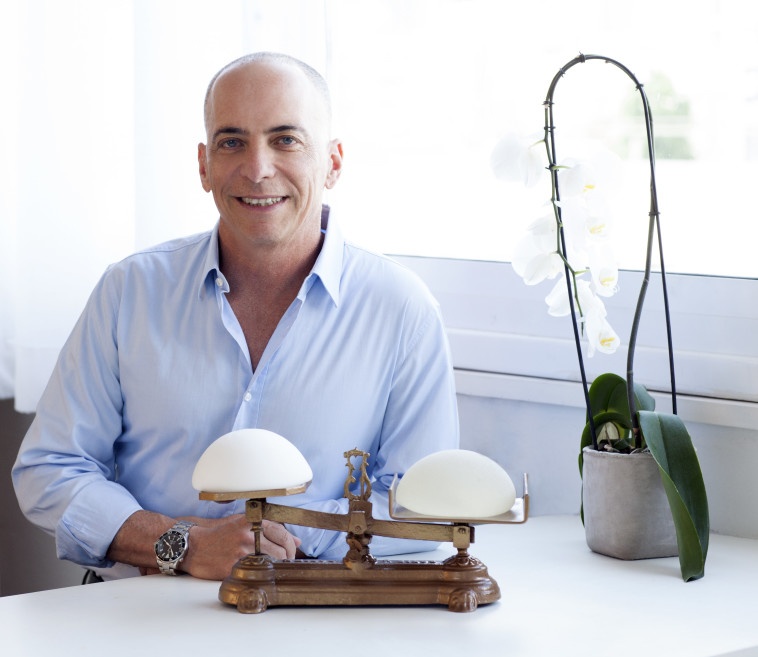 ד''ר טל נחליאלי, מומחה בכירורגיה פלסטית