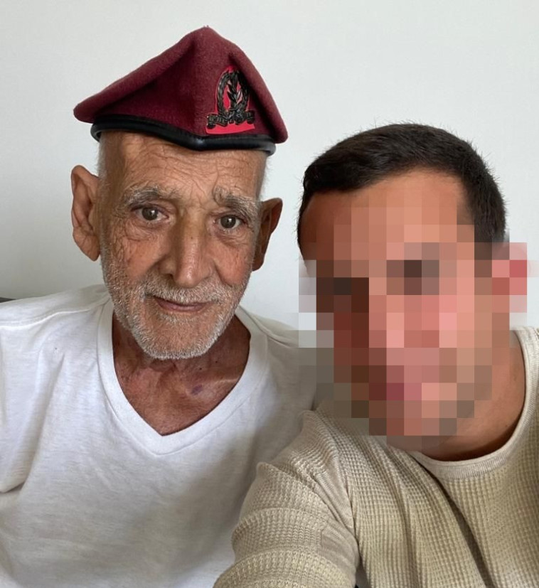 ליבנה חדד ואביו המנוח, אהרון