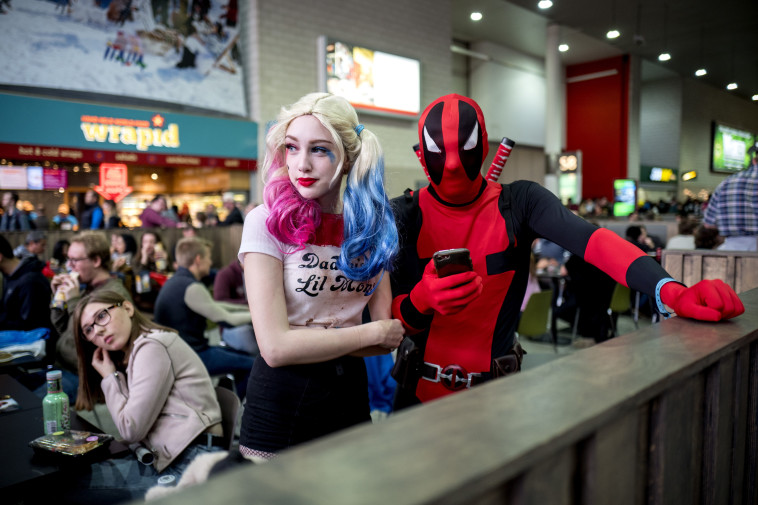 תחפושת הארלי קווין ודדפול