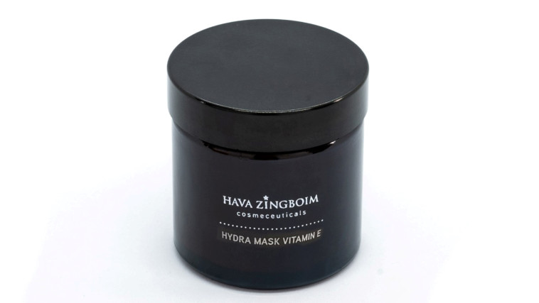 מסכה עשירה בוויטמין E 