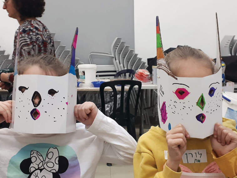 סדנאות פורים במוזיאון הנגב