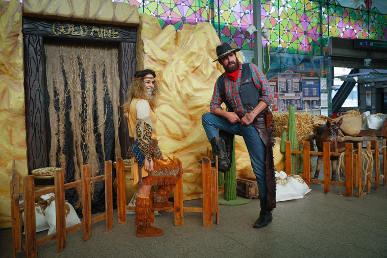 עובדי רכבת ישראל התחפשו לכבוד חג הפורים