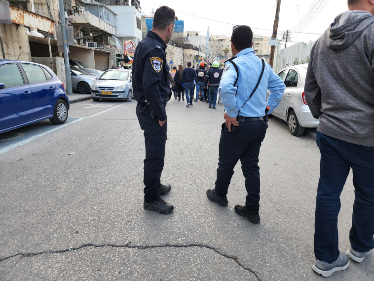 מצוד אחר המחבל שביצע את פיגוע הדקירה בירושלים