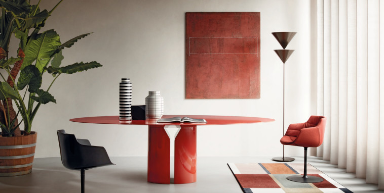 NVL TABLE בעיצוב ז'אן נובל. הביטאט