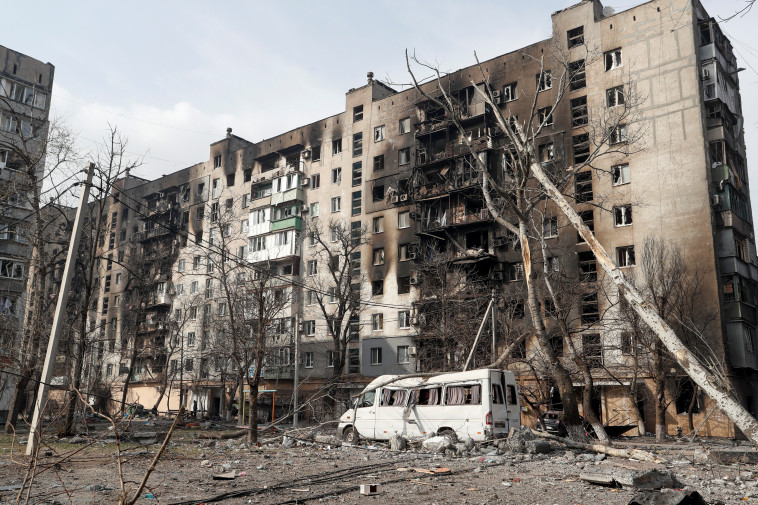 הרס באוקראינה בעקבות תקיפה רוסית (צילום: רויטרס)
