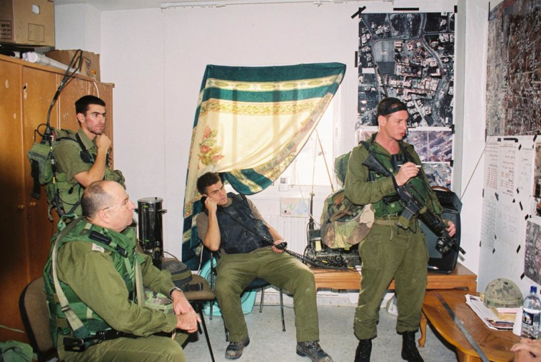 סגן הרמטכ''ל דאז, רא''ל במיל' משה (בוגי) יעלון במבצע ''חומת מגן''