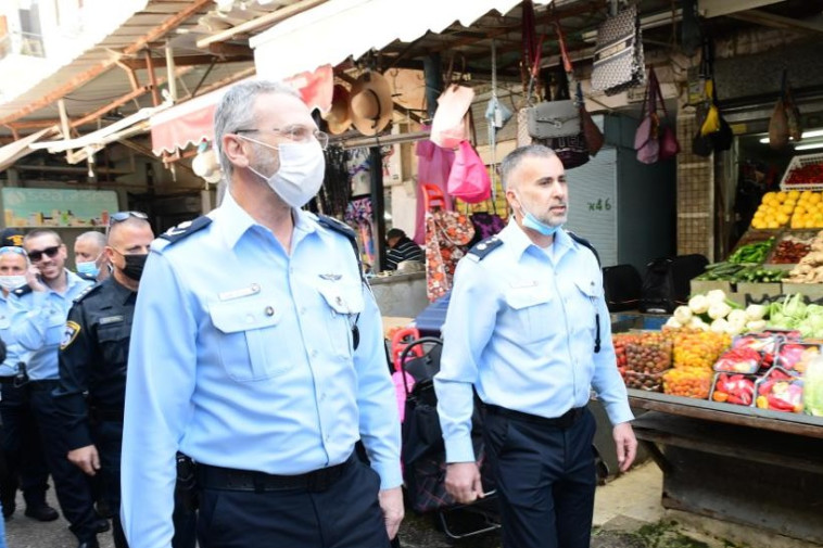 סיורי המשטרה בשוק הכרמל