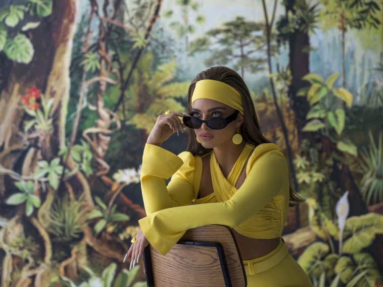 מושלמת. נועה קירל ל-UNIC NK סופרפארם