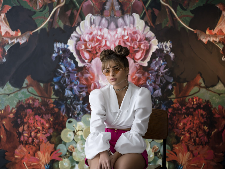 אין לה אקסים. נועה קירל לסופרפארם