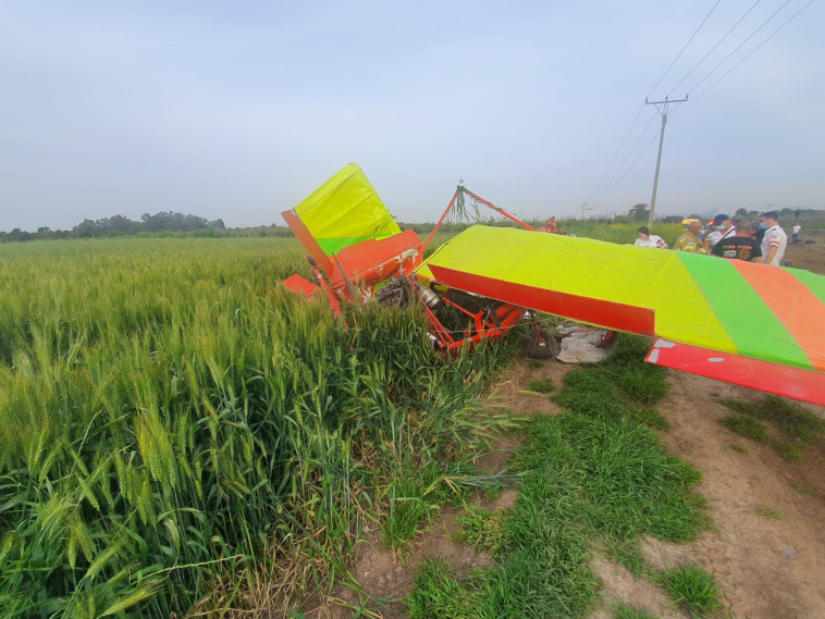 זירת התרסקות המטוס הקל באזור עמק חפר