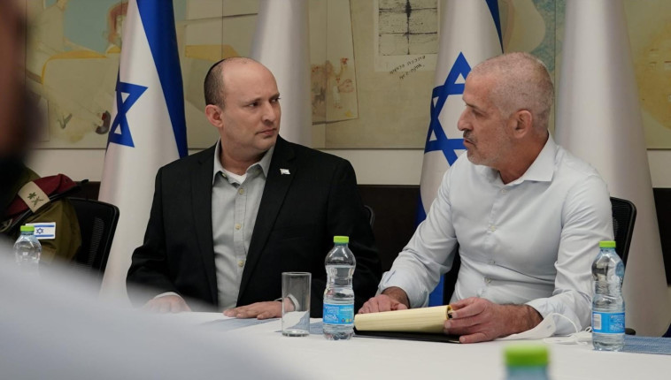 ראש הממשלה, נפתלי בנט, וראש שירות הביטחון הכללי, רונן בר