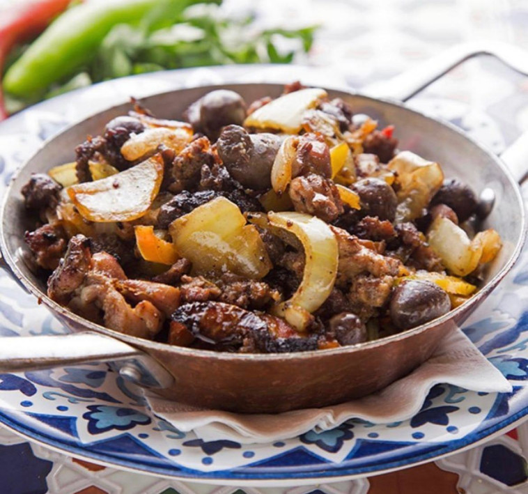 מעורב ''המוציא''