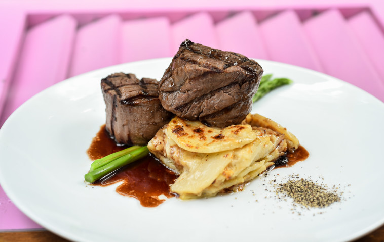 פילה שטורדל