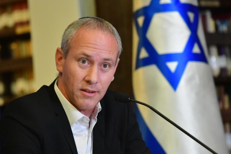 שר התרבות חילי טרופר