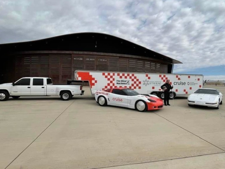 המכונית המותאמת