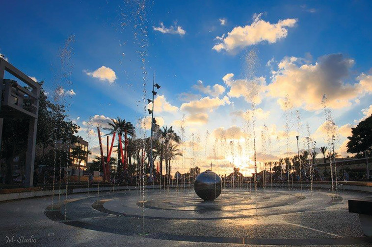 כיכר העצמאות, נתניה