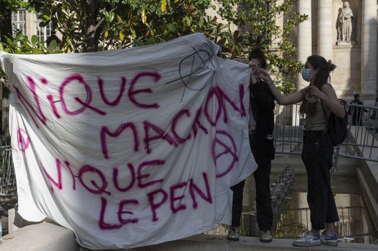 הפגנות צעירים במהלך הבחירות לנשיאות בצרפת (צילום: Sam Tarling.GettyImages)