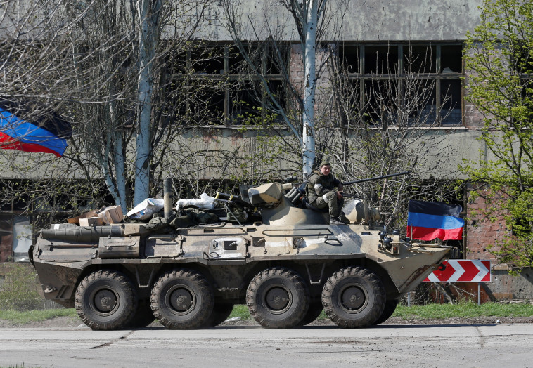 Russian tank in Mariupol (Photo: Reuters)