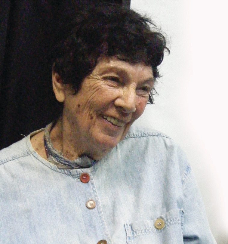 נולה צ'לטון 