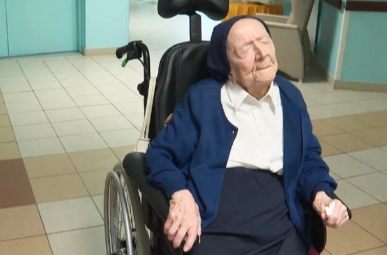 האישה המבוגרת בעולם שנמצאת בחיים, בת 118 (צילום: שיאי גינס)