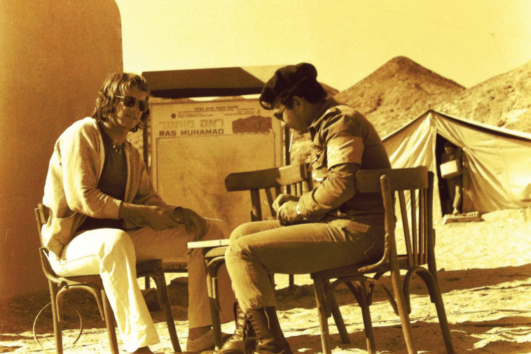 שש בש בין המפקד המצרי סרן אוסמה לבין  סרן זהבי 